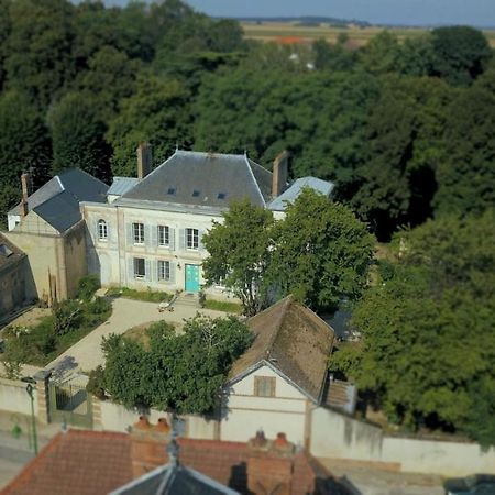 Yxie - Manoir Des Arts Bed and Breakfast Villeblevin Buitenkant foto